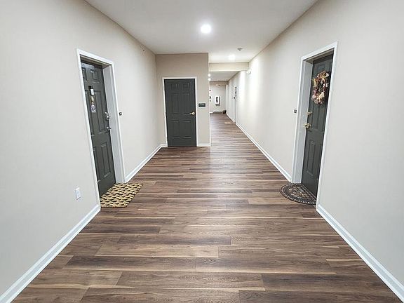 5th image of 3000 Fountainview Cir #3411