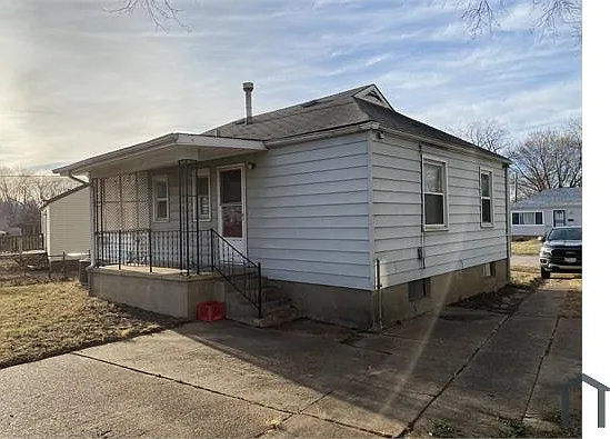 8204 Canyon Dr — Photo 5