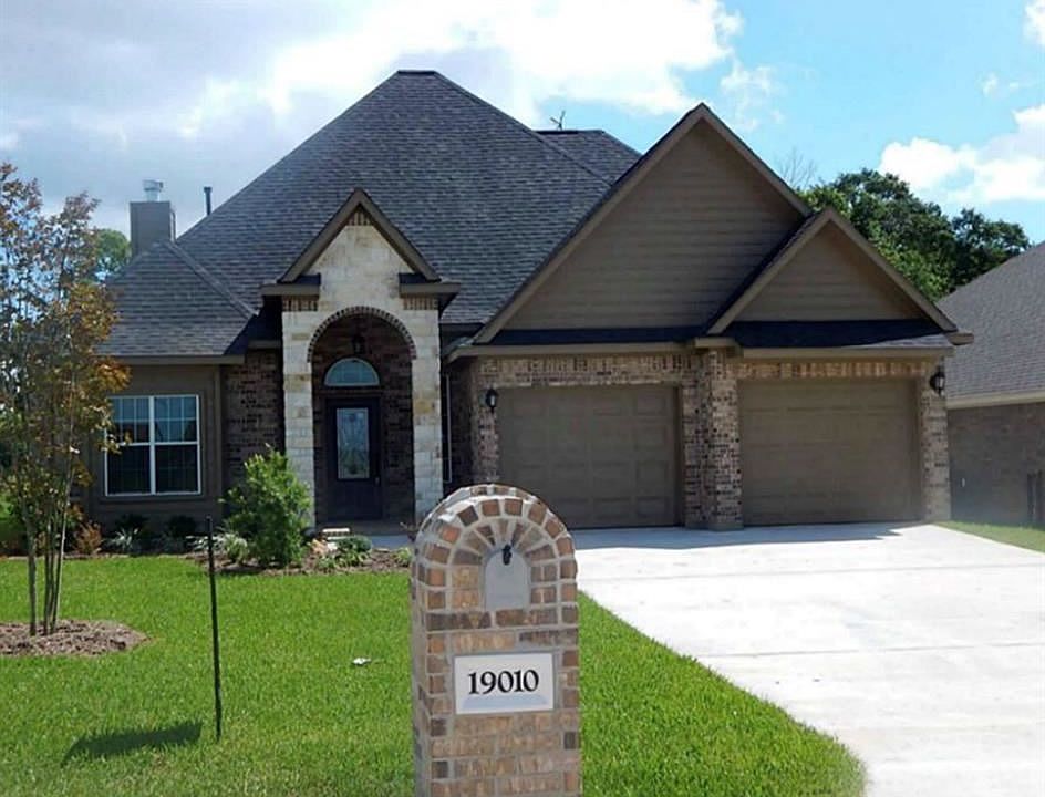 1st image of 19010 Minero Ln