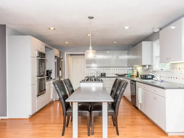 8 Patriot Way, North Reading, MA 01864