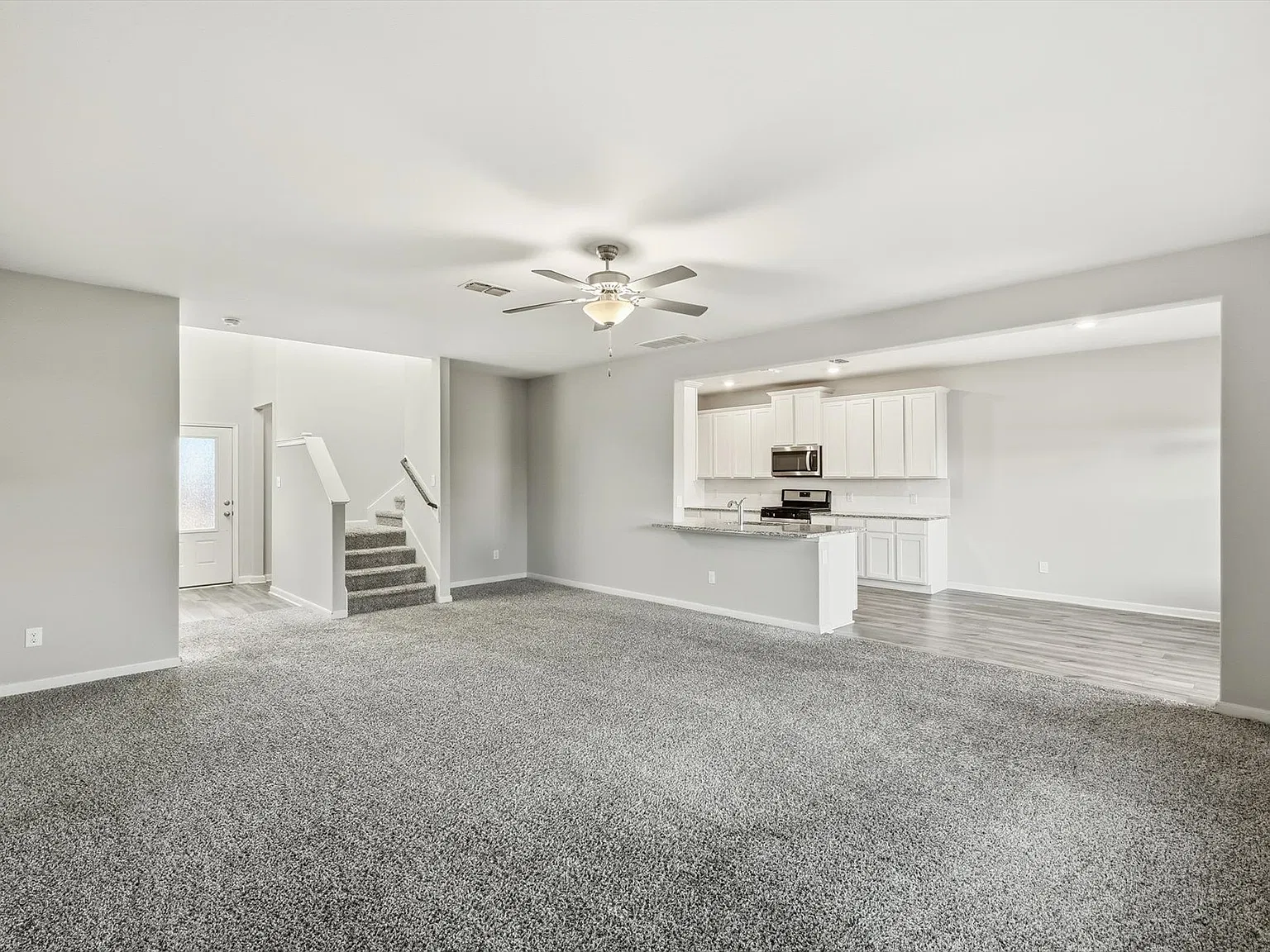 4 bed, 2577 sqft, $2,295 — Photo 4