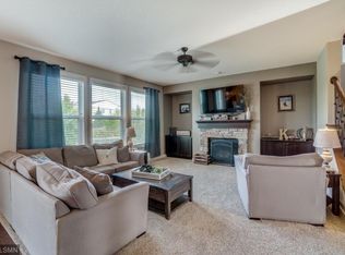 3379 Ridgestone Way, Woodbury, MN 55129
