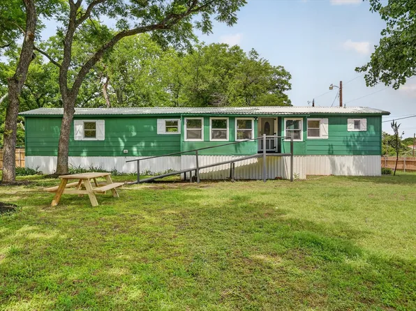 5469 Lake Granbury Trl, Granbury, TX 76048