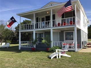 5533 Navaho Ln, Graham, TX 76450