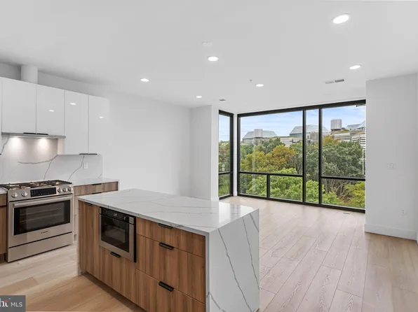 4111 Connecticut Ave NW APT 501, Washington, DC 20008
