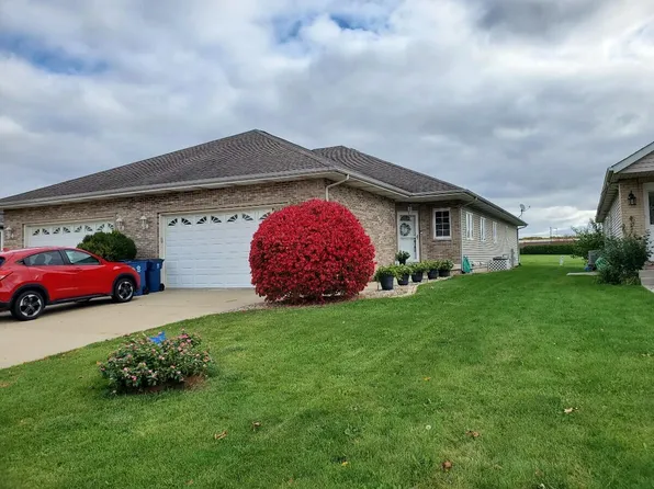 10875 Park St, Winfield, IN 46307