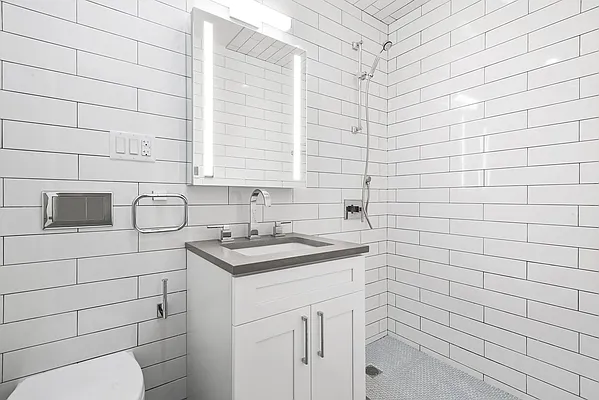 Rented by Cooper & Cooper Real Estate | media 13