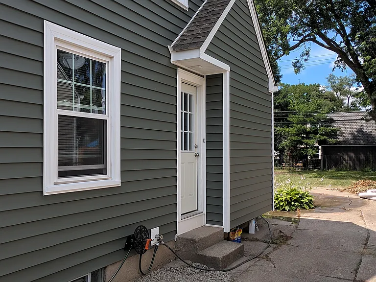362 Highland Ave — Photo 3