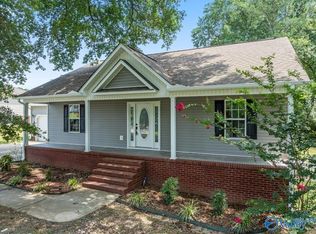 223 Mary Jo Isom Ln, Arab, AL 35016