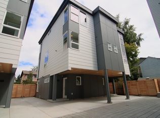 1138 N 90th St #A, Seattle, WA 98103