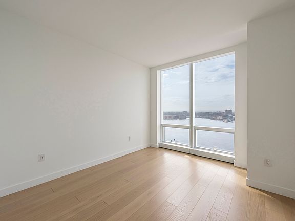 5th image of 15 Hudson Yards #32F
