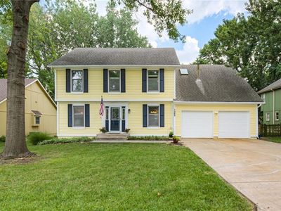 1385 E Meadow Ln, Olathe, KS, 66062