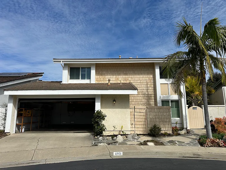 4901 Royce Rd — Photo 3