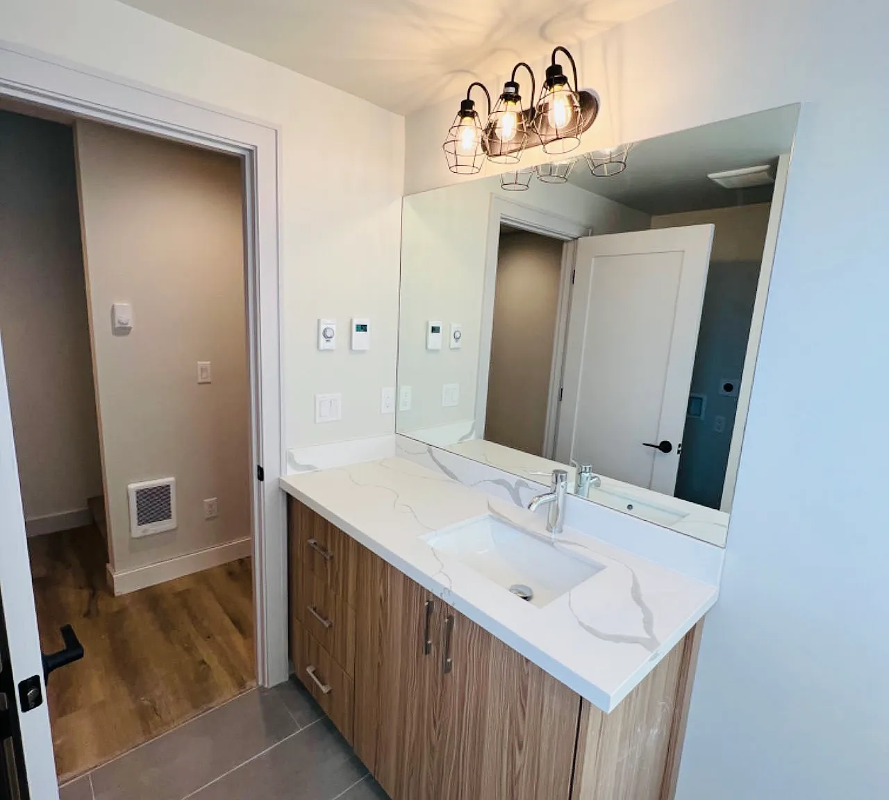 1 bed, 663 sqft, $1,480 — Photo 2