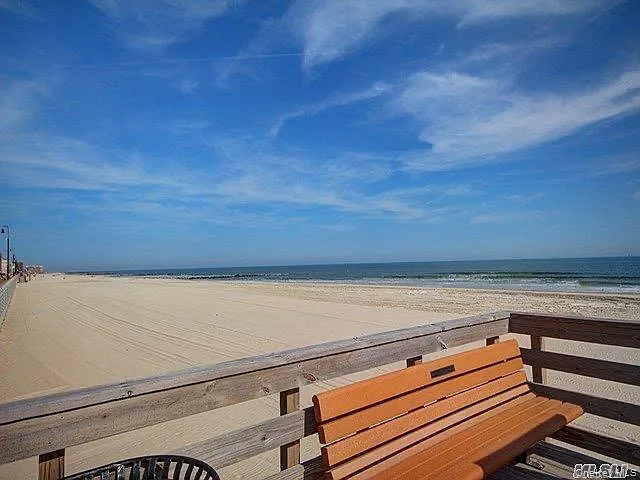 833 Oceanfront #1S — Photo 2