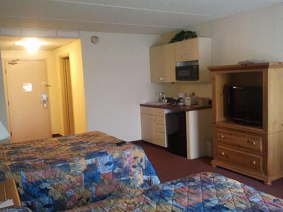 2nd image of 300 Wrigley Dr #217