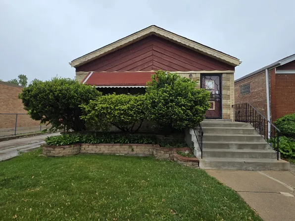 8921 S Crandon Ave, Chicago, IL 60617