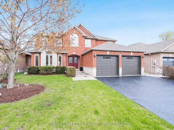 14 Bluewater Trl, Barrie, ON L4N 0G8