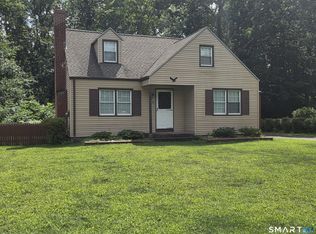 73 Circle Dr, Windsor Locks, CT 06096