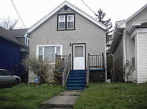 2nd image of 66 Midway Ave