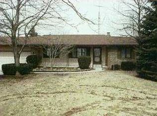 3655 Starr Ave, Oregon, OH 43616