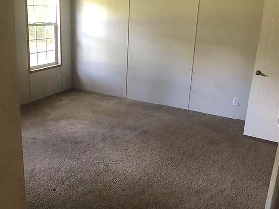 5th image of 2075 Mangum Rd