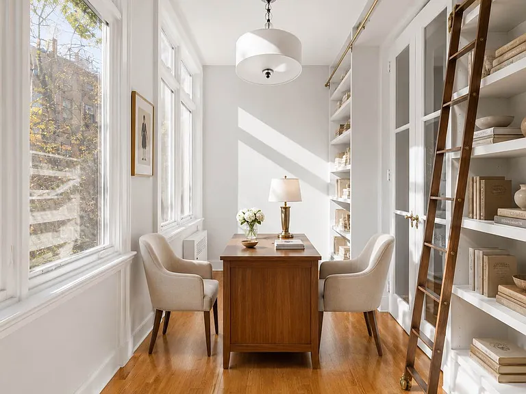 136 W 11th St #PARLOR — Photo 7