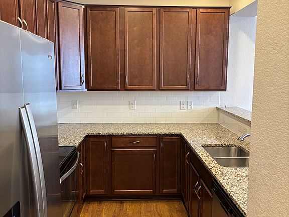 5th image of 23463 E Chenango Pl