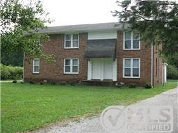208 Colwell Ln #206, Manchester, TN 37355