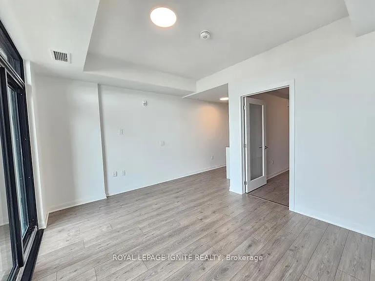 223 Princess St #529 — Photo 9