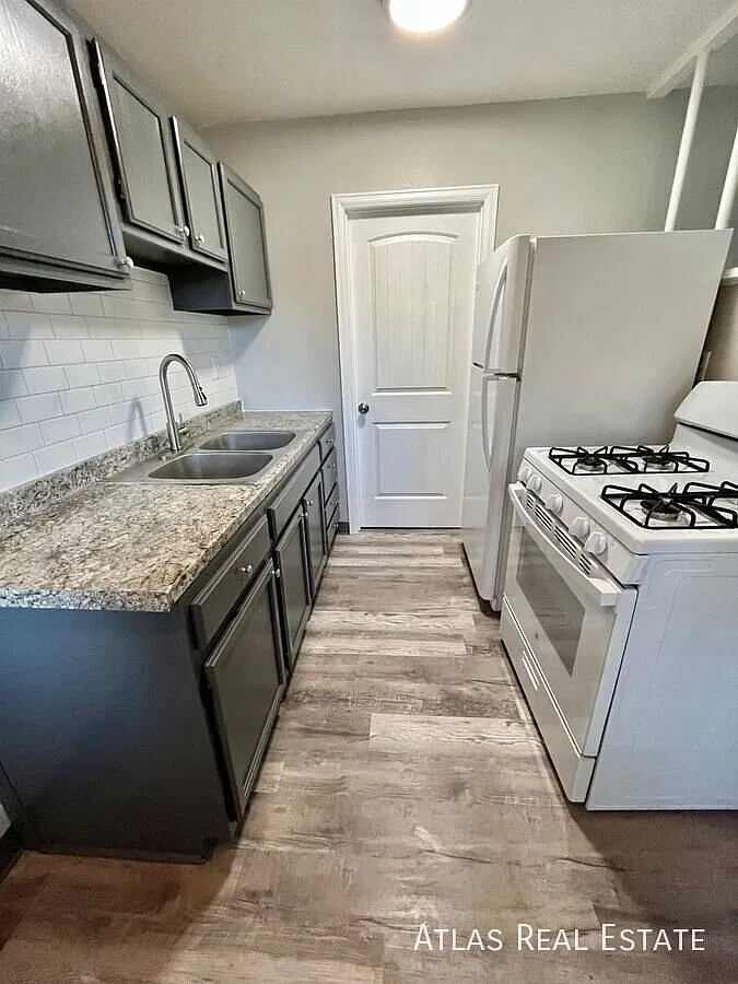 West Side 1-Bedroom Ready for Move In, With Move in Special! Tour Today — Photo 3