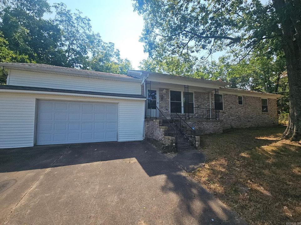 1st image of 1208 Crest Rd