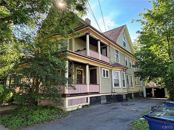 2nd image of 206 Green St