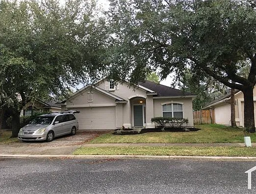 4 bed, 1843 sqft, $2,500 — Photo 2