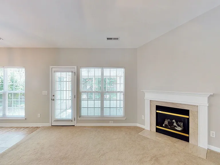 8321 Suttonview Dr — Photo 18
