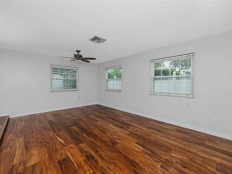2260 Harn Blvd — Photo 6