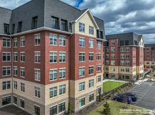 277 Sherman Rd #1, Chestnut Hill, MA 02467