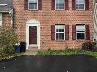 102 Independence Ct, Blandon, PA 19510