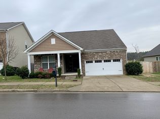 1631 Stonewater Dr, Hermitage, TN 37076