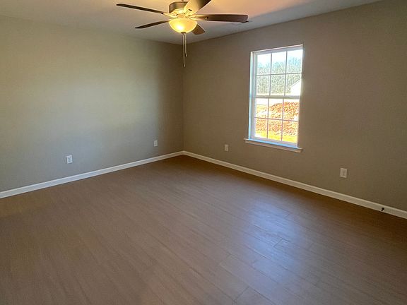 5th image of 3947 Greenpond Rd