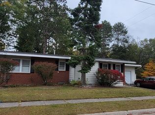 8720 Pennsylvania St, Oscoda, MI 48750