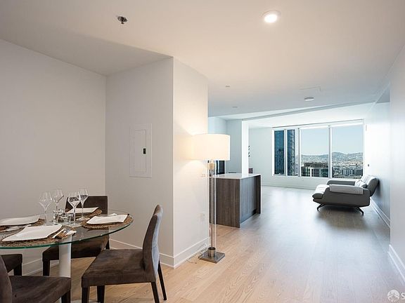 4th image of 338 Main St Unit 28D