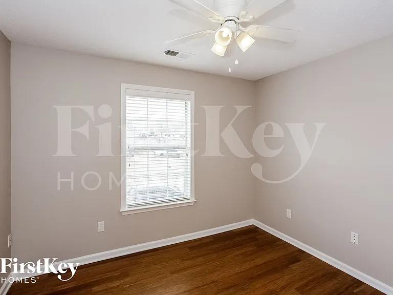 10258 Spruce Grove Ln — Photo 12