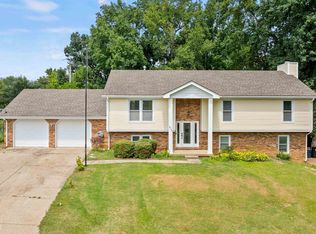 2733 Wilderness Dr, Henderson, KY 42420