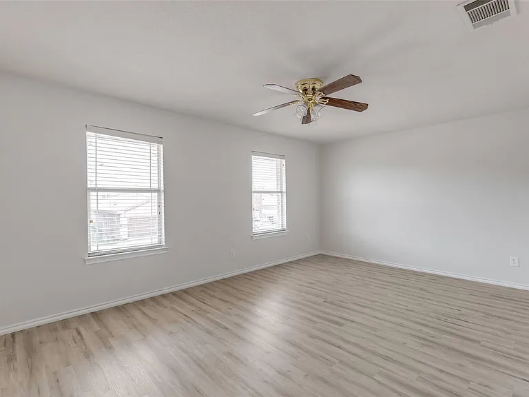 3207 Barksdale Dr — Photo 19