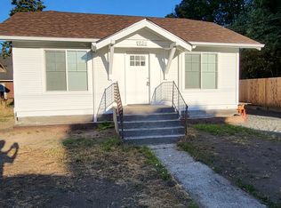 934 Dale St, Woodland, WA 98674