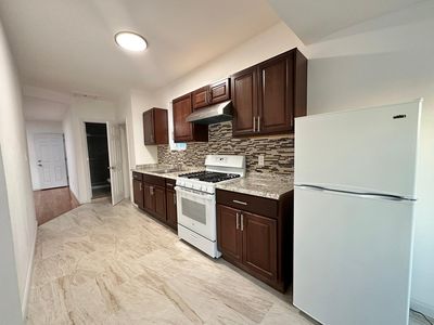 2854 E 194th St, Bronx, NY, 10461