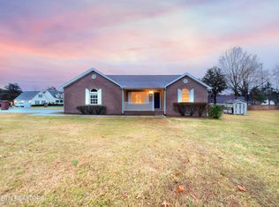 192 Pecan Cir, Corryton, TN 37721