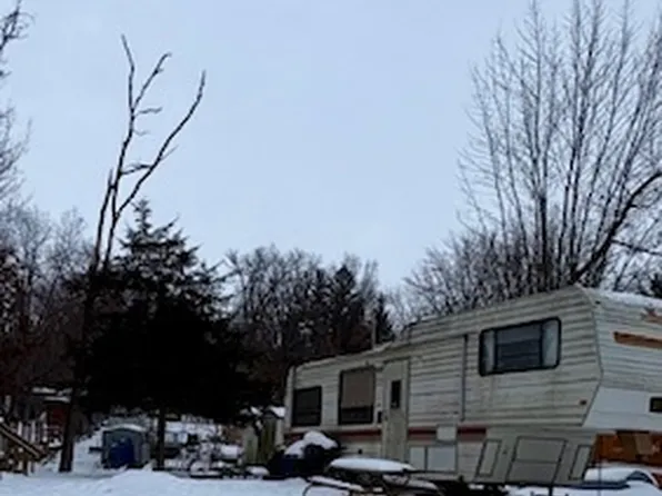 4/86 Woodhaven Dr E, Sublette, IL 61367