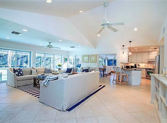 2nd image of 3825 Coquina Dr
